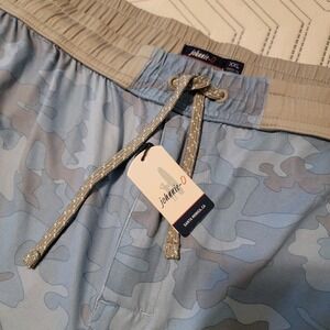 New Johnnie-O Rush Camo Shorts Mens 2XL Blue Drawstring Lake Pockets NWT